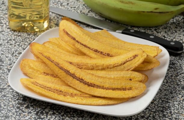 How to Make Plantain Chips (Easy Step-by-Step Guide)
